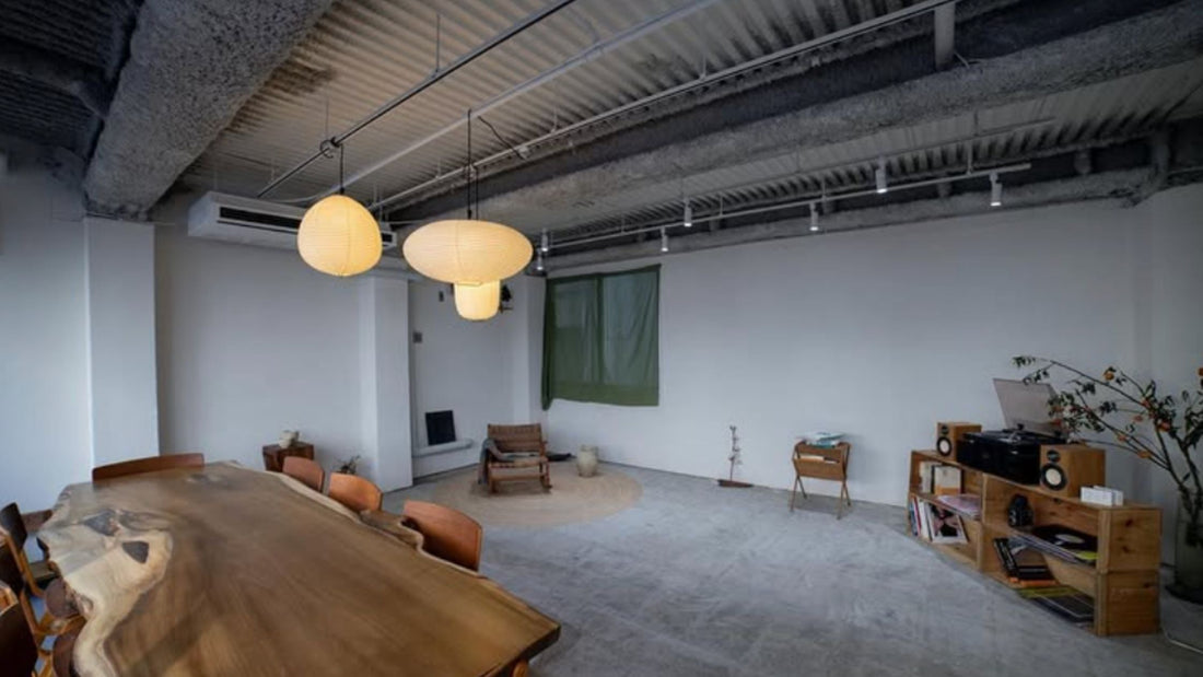 An Intimate Dialogue in Tokyo